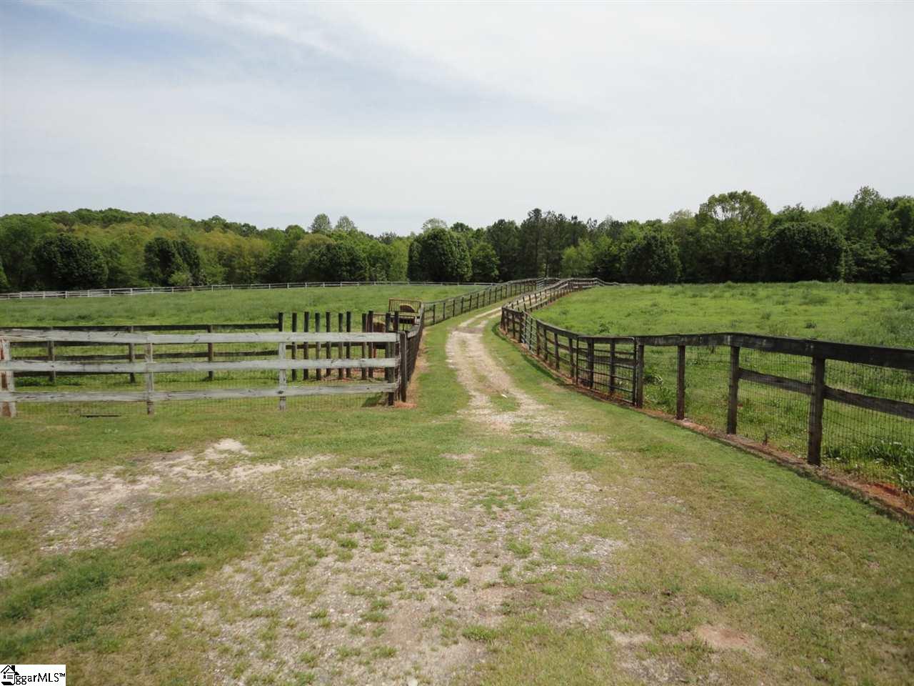 821 McKelvey Road Pelzer, SC 29669 - Photo 27 of 36