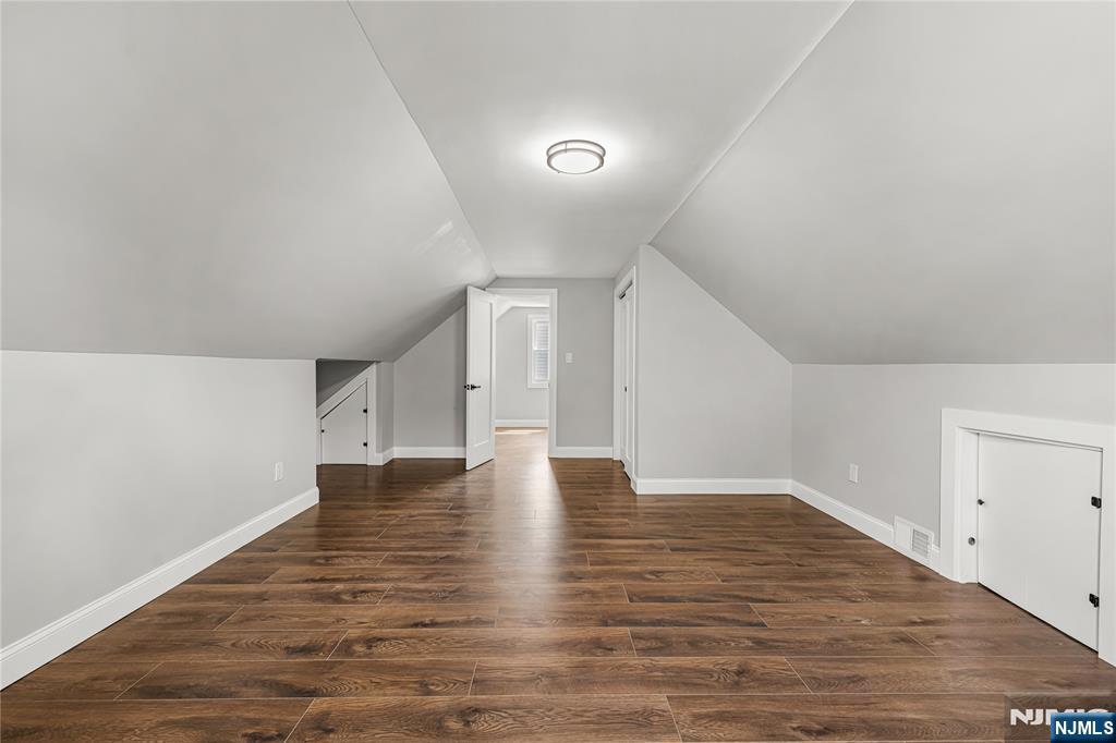 429 Wheatsheaf Road Roselle, NJ 07203 - Photo 27 of 39