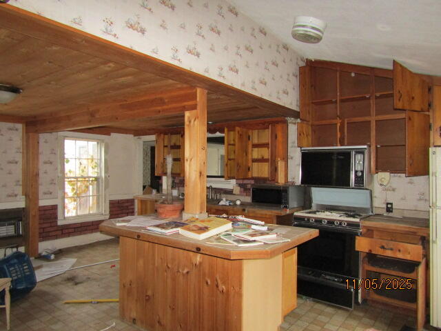 288 Shaker Road Gray, ME 04039 - Photo 5 of 21 IMG_0720