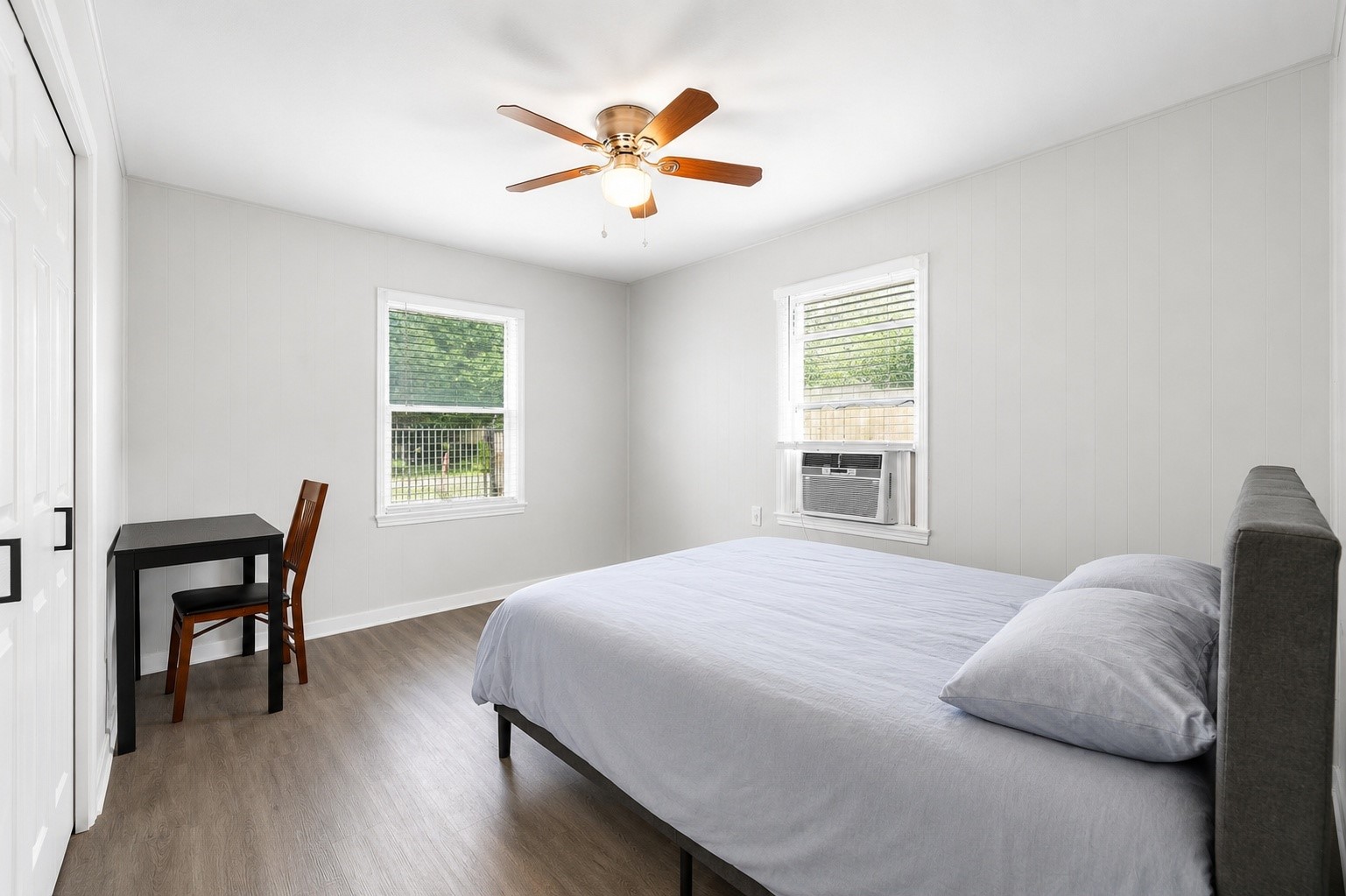 218 Hoffman Street Houston, TX 77020 - Photo 12 of 14