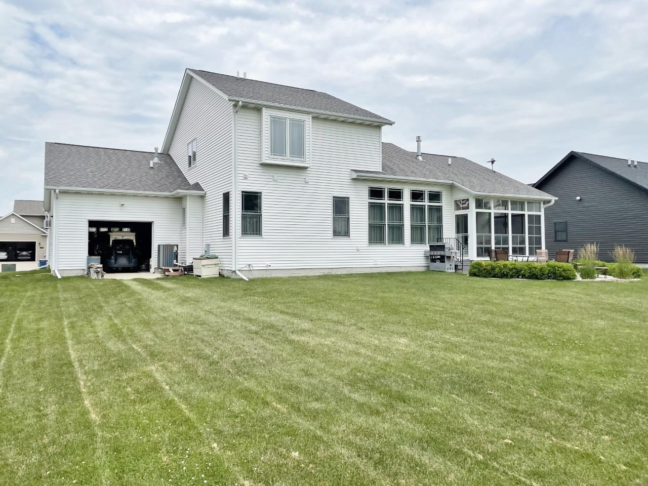 931 Fox Ridge Road Eldridge, IA 52748 - Photo 11 of 14 Gallery Image 11