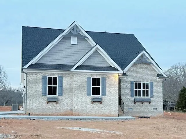 $689,900 | 8305 Pyramid Drive, Summerfield, NC 27358