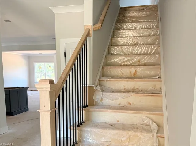 $689,900 | 8305 Pyramid Drive, Summerfield, NC 27358