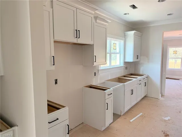 $689,900 | 8305 Pyramid Drive, Summerfield, NC 27358