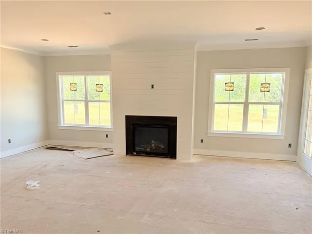 $689,900 | 8305 Pyramid Drive, Summerfield, NC 27358