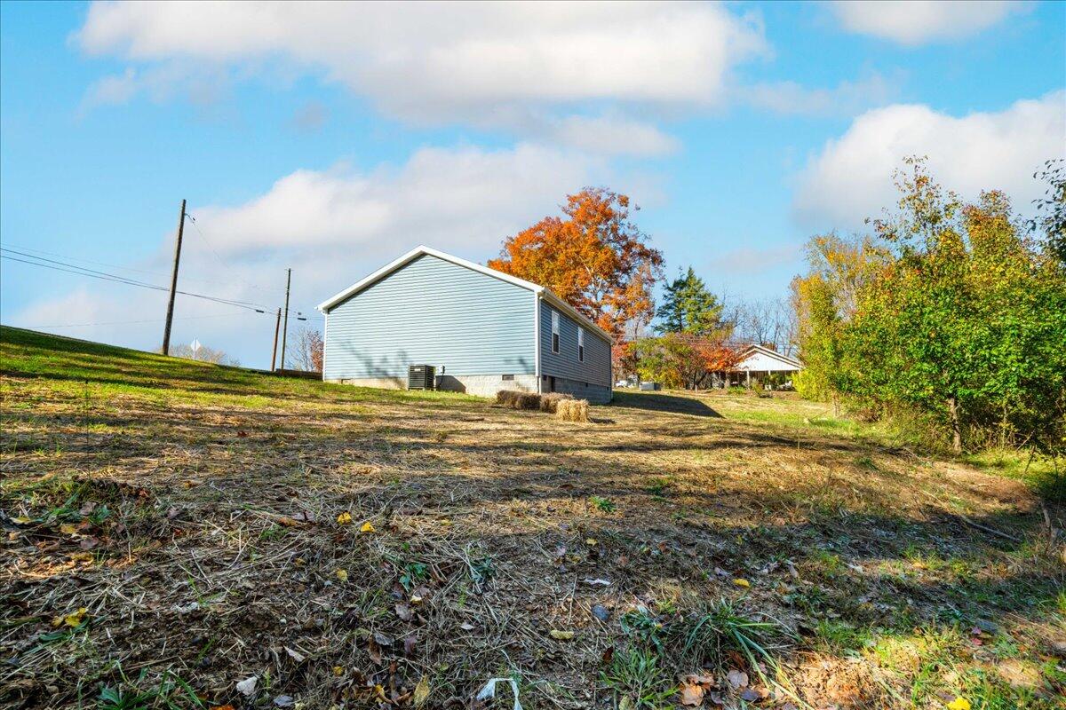 915 West 8th Street Corbin, KY 40701 - Photo 30 of 33 32-Back of Home