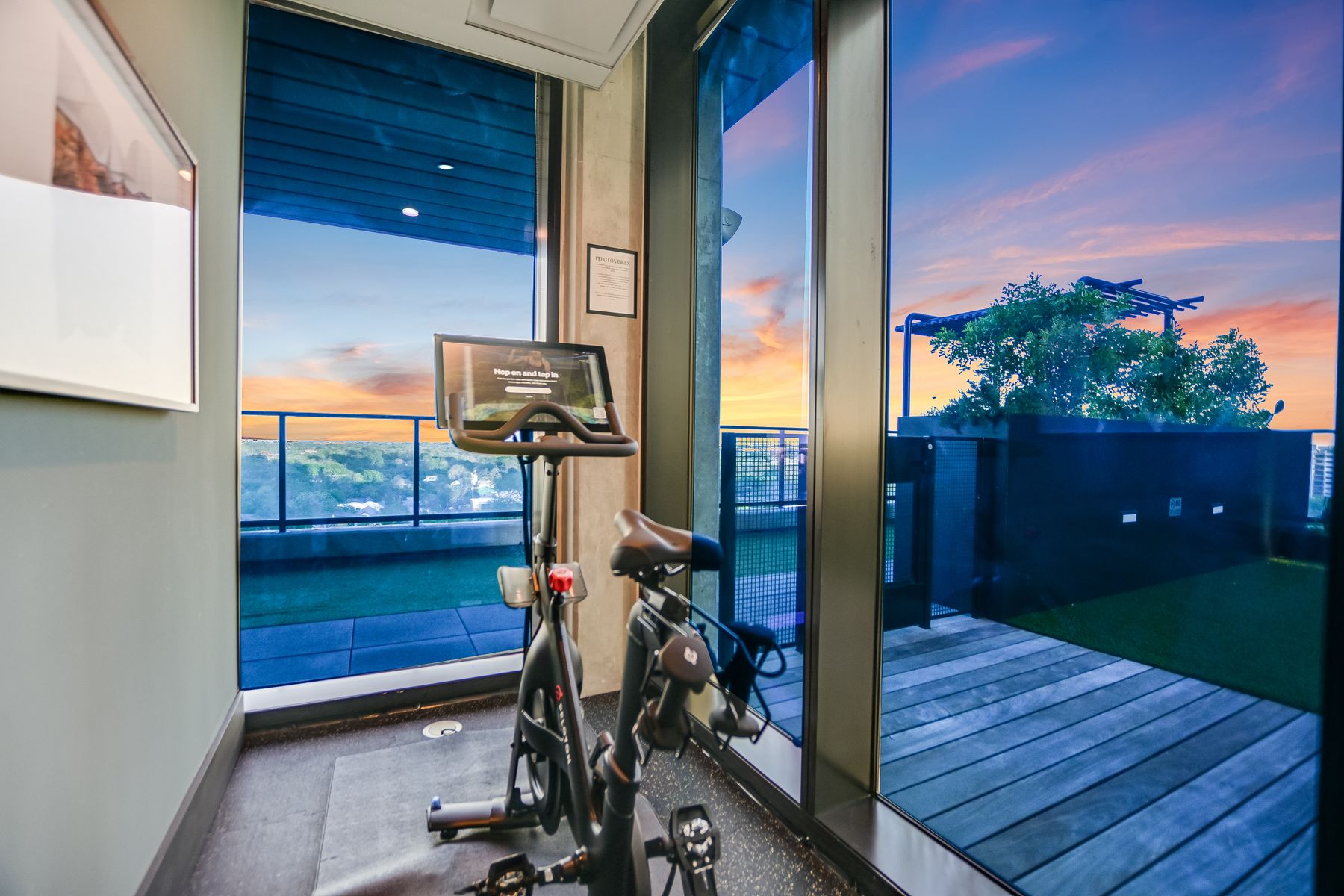 84 East Avenue, Unit 3909 Austin, TX 78701 - Photo 18 of 26