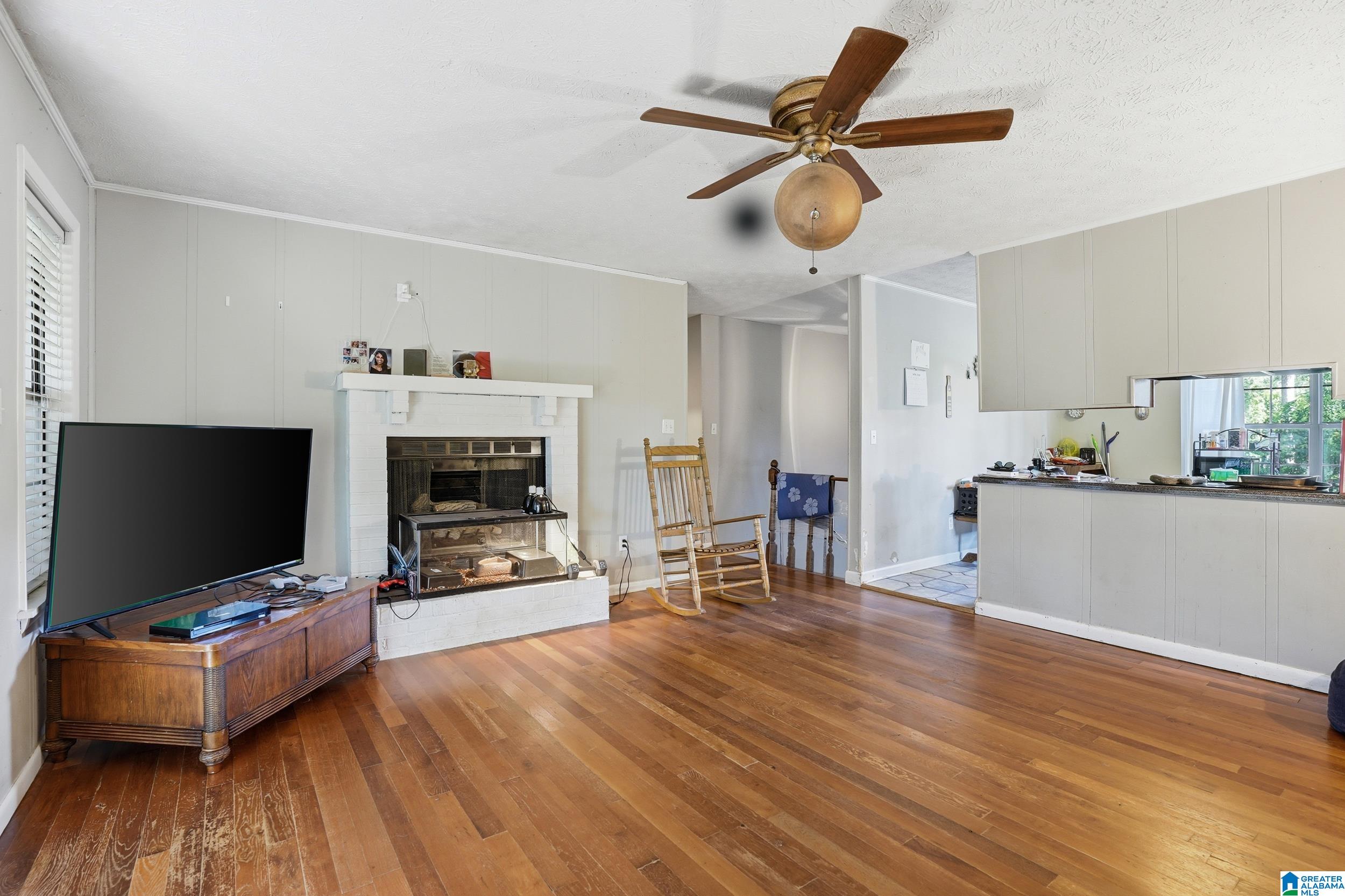 211 Rine Drive Rainbow City, AL 35906 - Photo 8 of 25