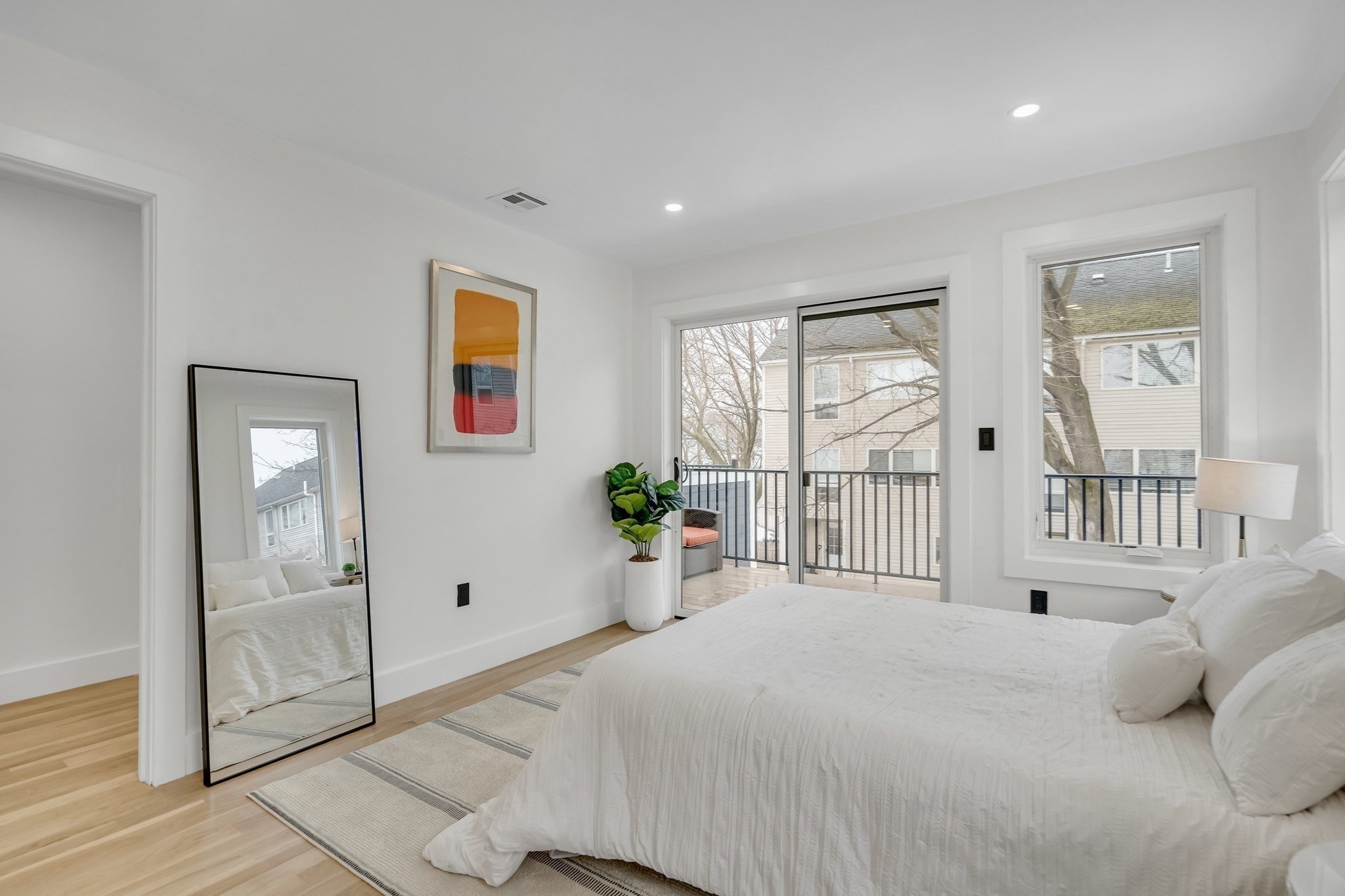 21 Keith Street, Unit 2 Watertown, MA 02472 - Photo 7 of 19 Gallery Image 7