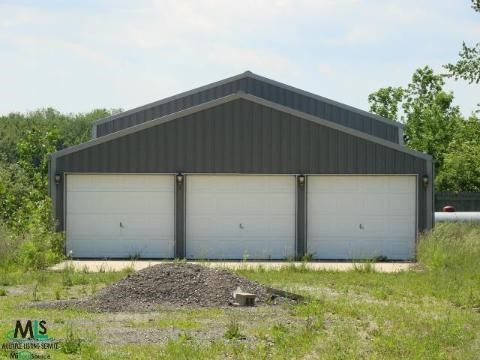 9741 Masters Goodells, MI 48027 - Photo 4 of 4 877105-3.JPG