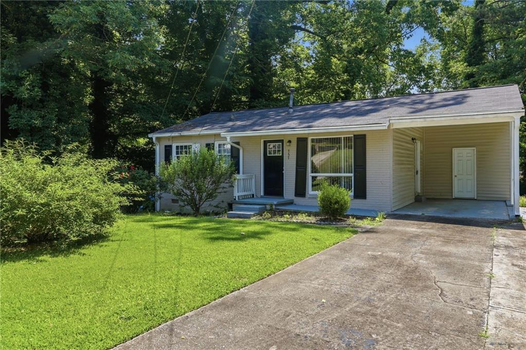 757 Alfred Road Northwest Atlanta, GA 30331 - Photo 2 of 30