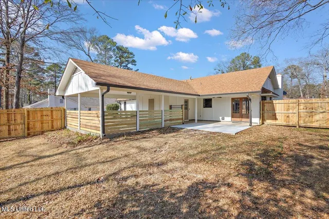 $255,000 | 301 Camelia Trail, Brandon, MS 39047