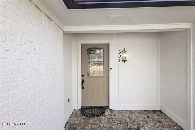 $255,000 | 301 Camelia Trail, Brandon, MS 39047