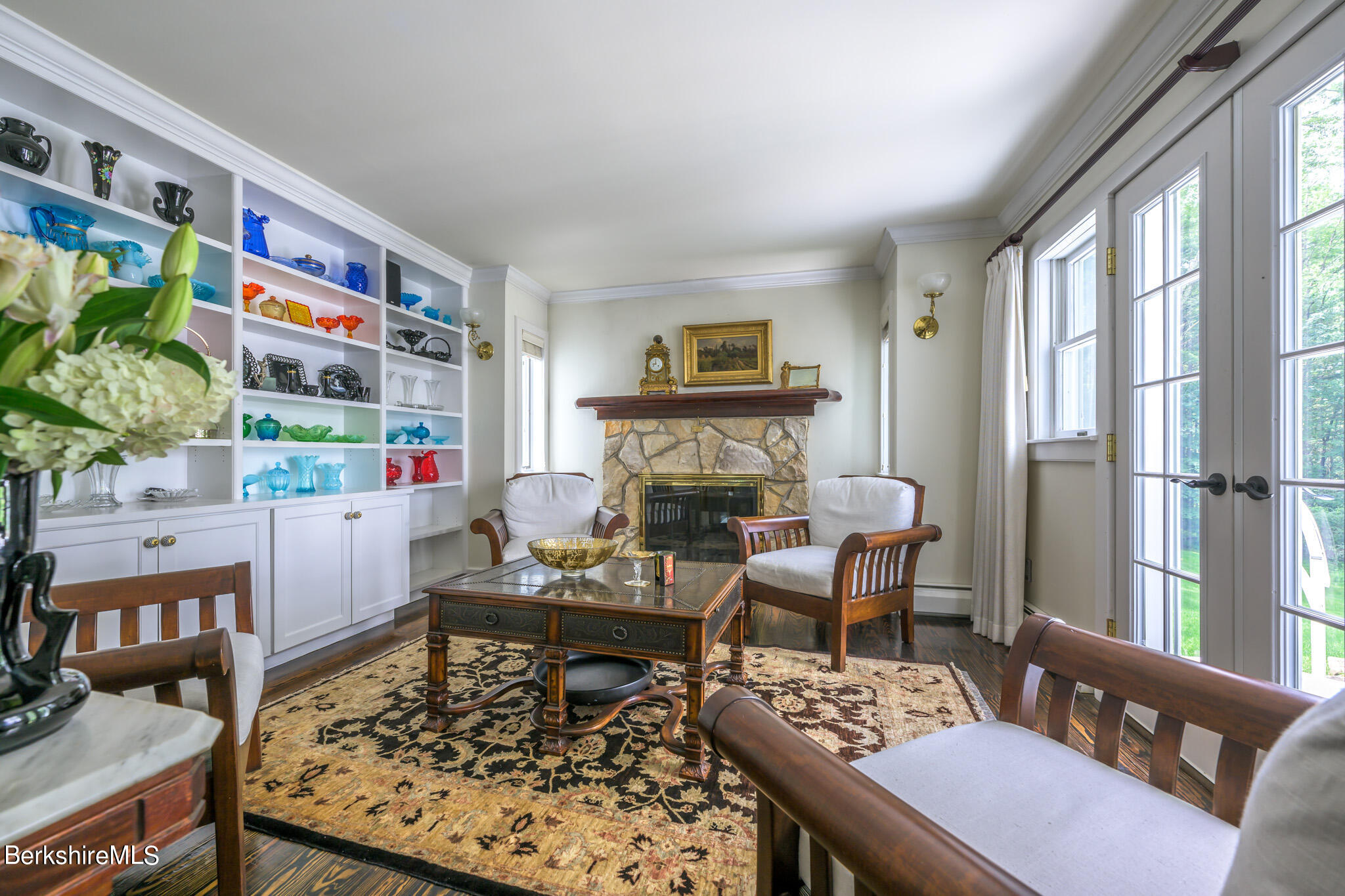 176 West Center Road West Stockbridge, MA 01266 - Photo 16 of 57 a living room with furniture and a rug