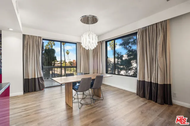 $1,350,000 | 4460 Wilshire Boulevard, Unit 406, Los Angeles, CA 90010