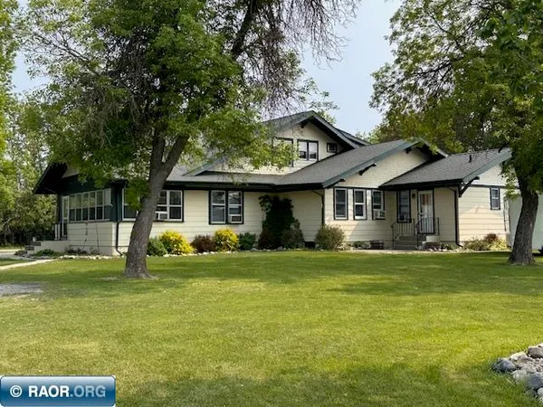 $300,000 | 1601 4th Avenue, International Falls, MN 56649