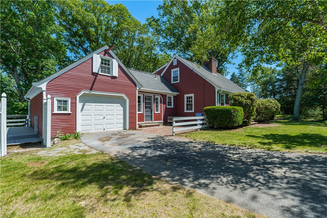 3 Sundale Road Cranston, RI 02921 - Photo 48 of 50