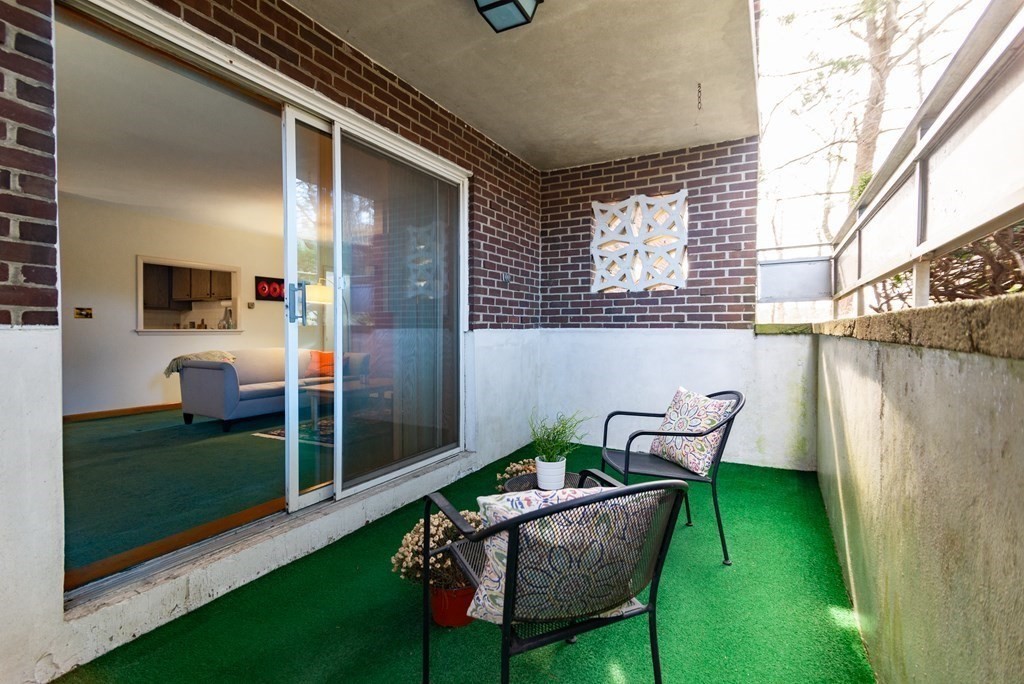 58 Jacqueline Road, Unit 2A Waltham, MA 02452 - Photo 15 of 20 Gallery Image 15