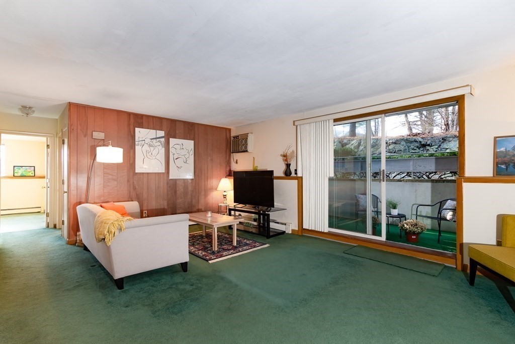 58 Jacqueline Road, Unit 2A Waltham, MA 02452 - Photo 4 of 20 Gallery Image 4