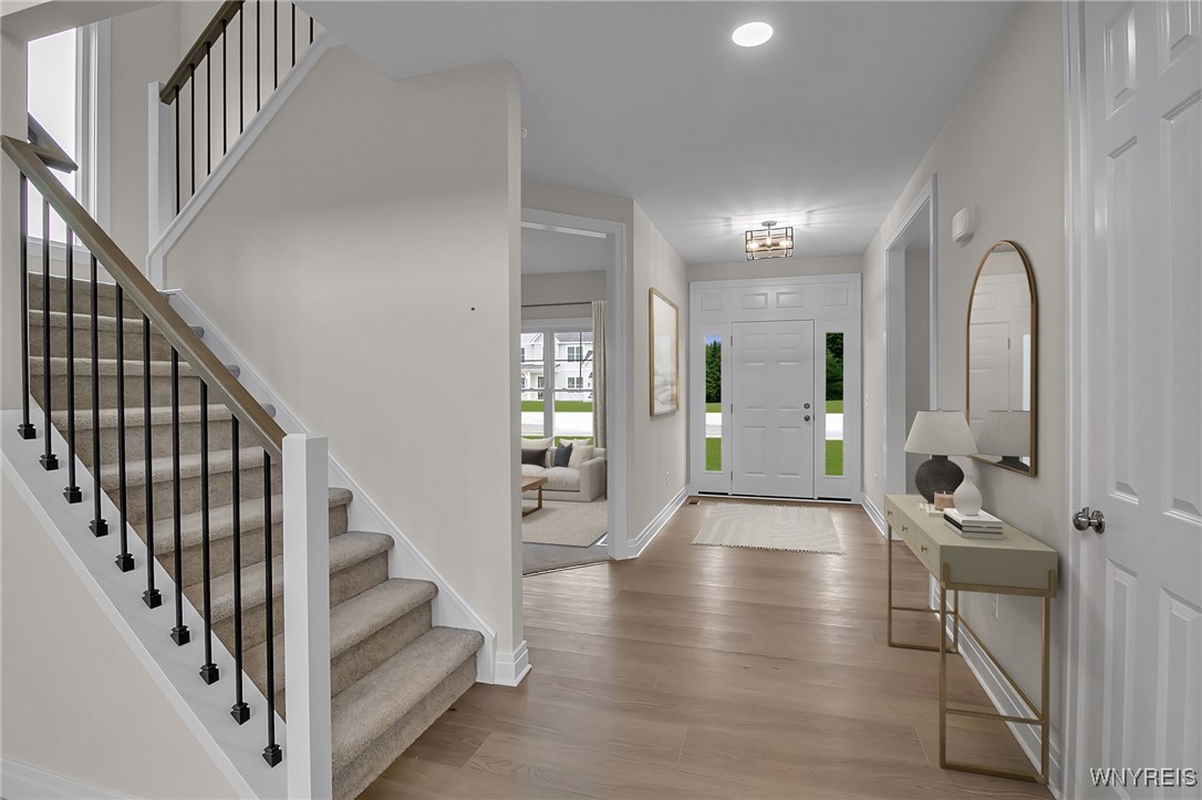 6 Fieldstream Lane Lancaster, NY 14086 - Photo 2 of 7