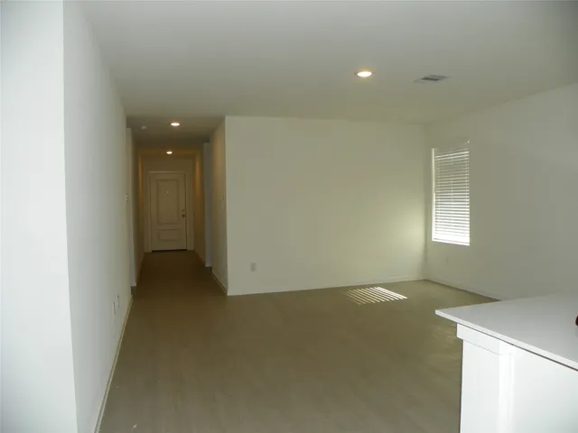 $1,700 | 261 Douglas Hls Drive, Magnolia, TX 77354