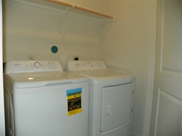 $1,700 | 261 Douglas Hls Drive, Magnolia, TX 77354