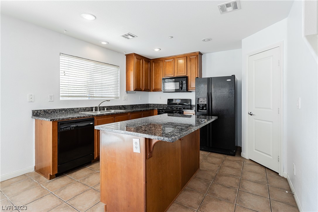 1156 Paradise River Road Henderson, NV 89002 - Photo 12 of 41 Gallery Image 12