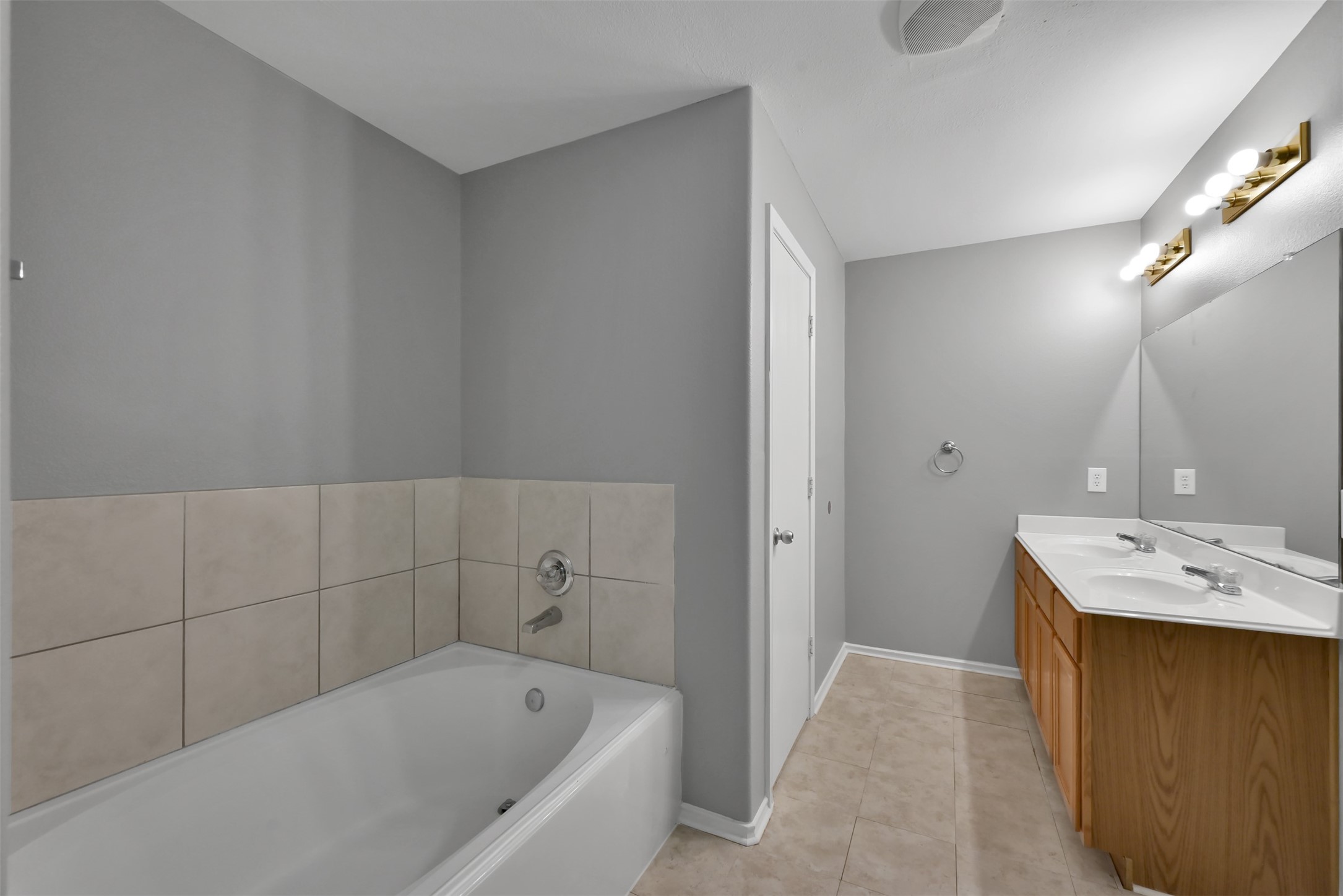 502 Birch Cluster Court Conroe, TX 77301 - Photo 18 of 29