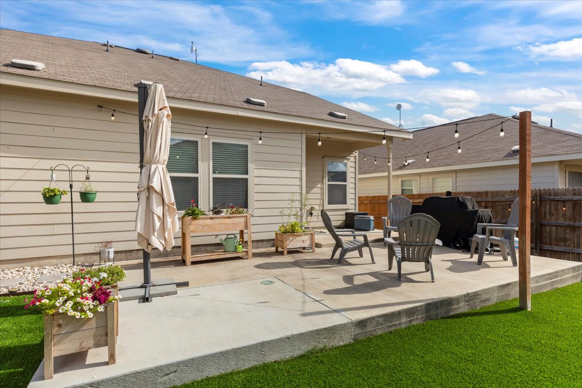 104 Cressida Cove Jarrell, TX 76537 - Photo 29 of 32