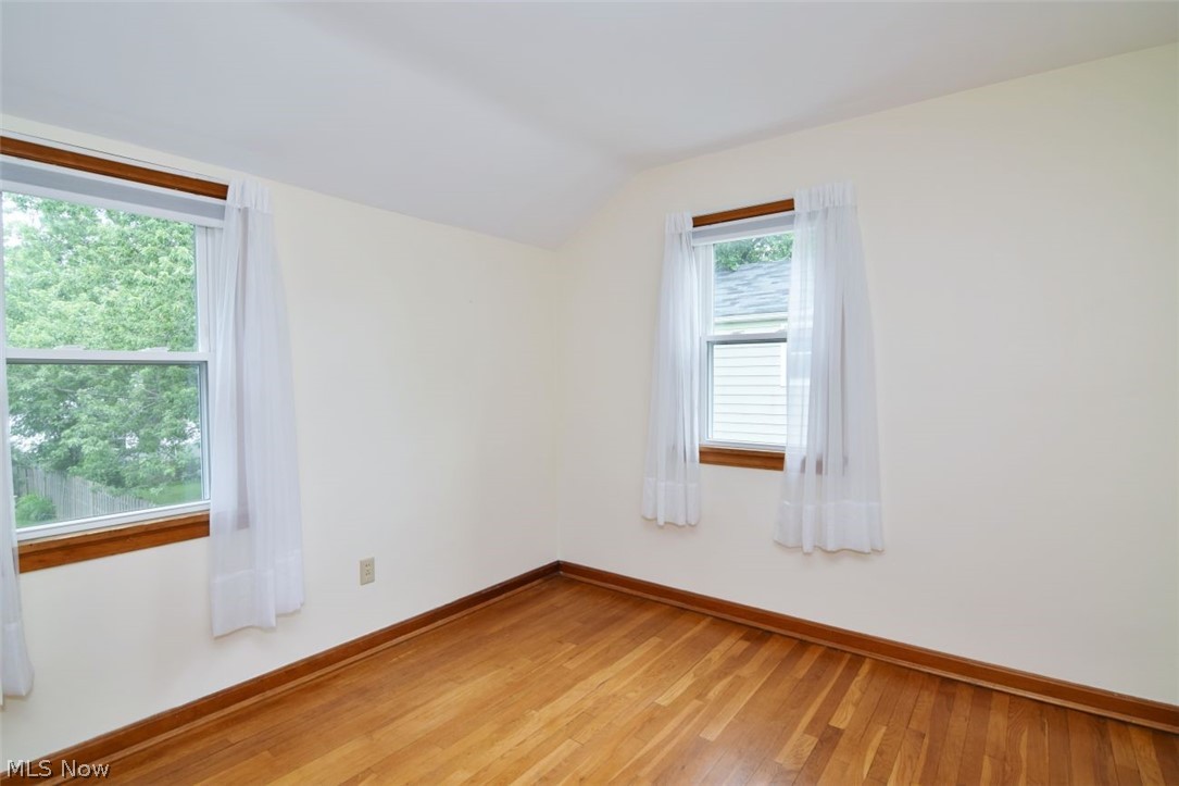4947 Westbourne Road Lyndhurst, OH 44124 - Photo 13 of 32 Gallery Image 13