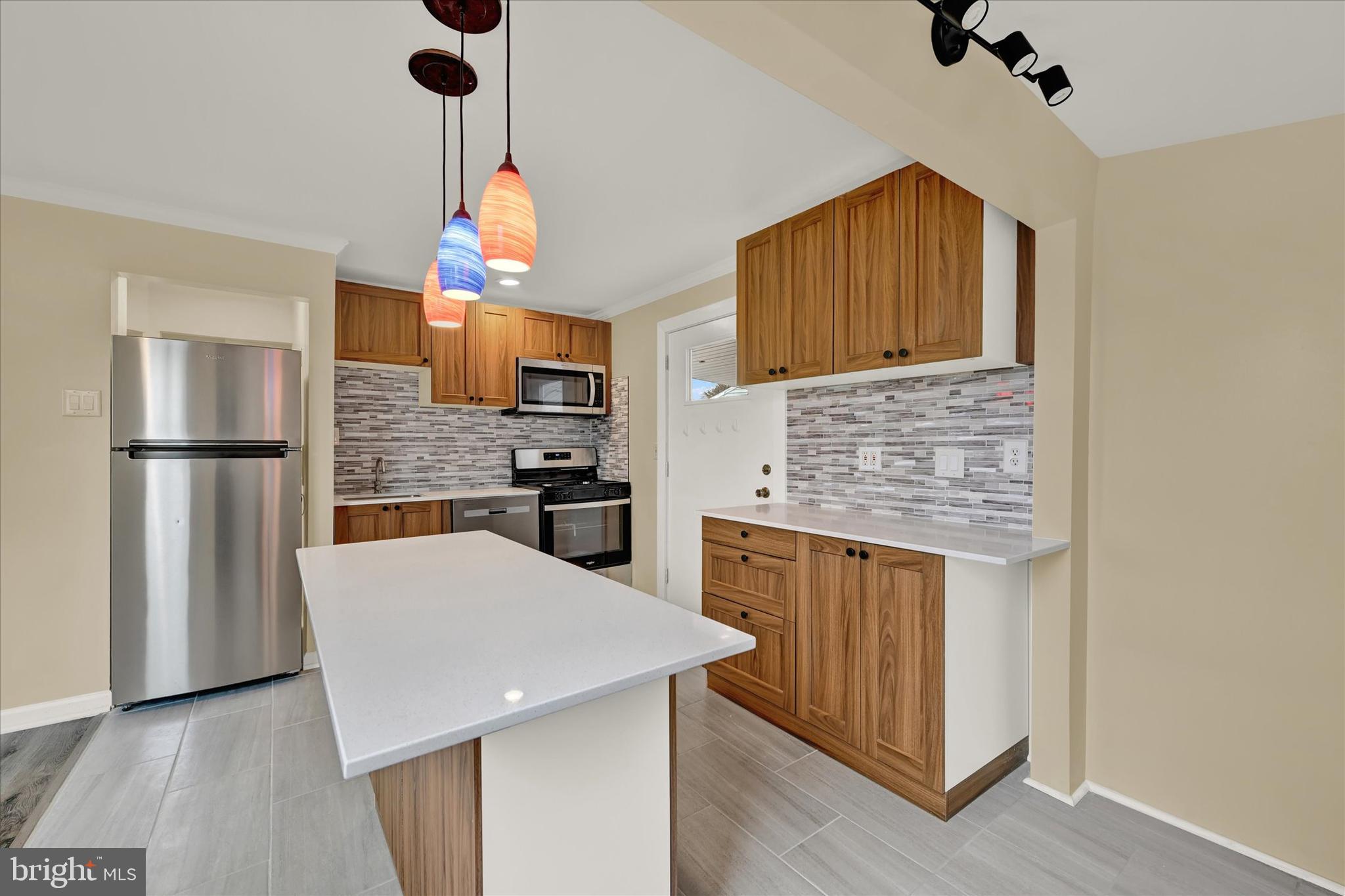 110 Bennett Road Essex, MD 21221 - Photo 9 of 18