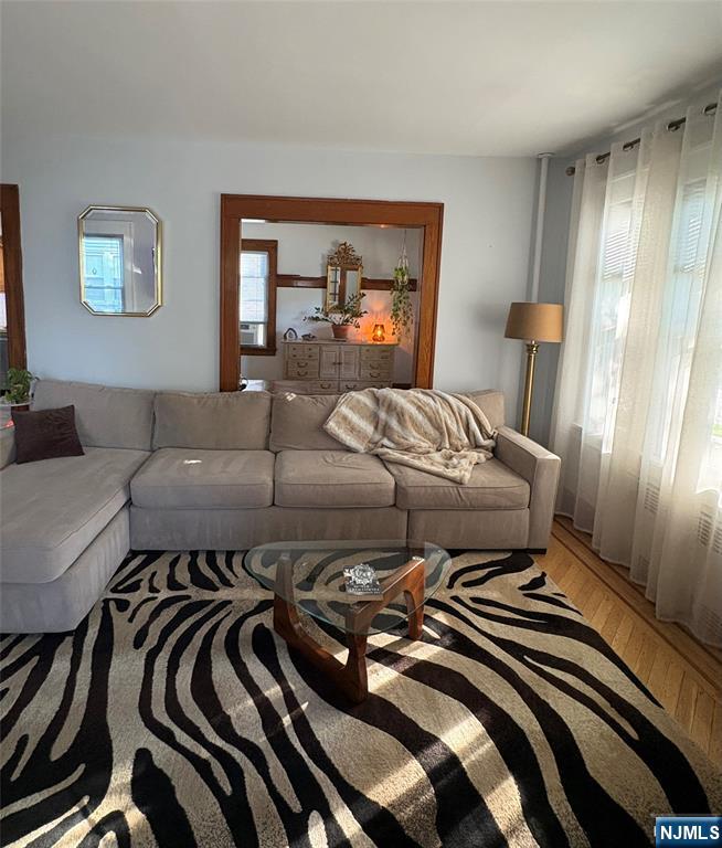 413 Morse Avenue, Unit WHOLE HOUSE Ridgefield, NJ 07657 - Photo 13 of 23