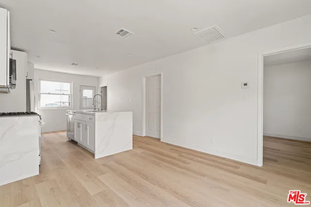 $4,450 | 820 3rd Street, Unit 4, Santa Monica, CA 90403