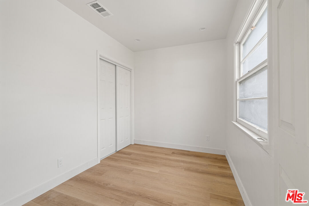 820 3rd Street, Unit 4 Santa Monica, CA 90403 - Photo 7 of 11