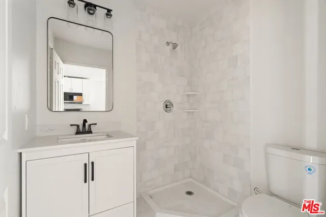 $4,450 | 820 3rd Street, Unit 4, Santa Monica, CA 90403