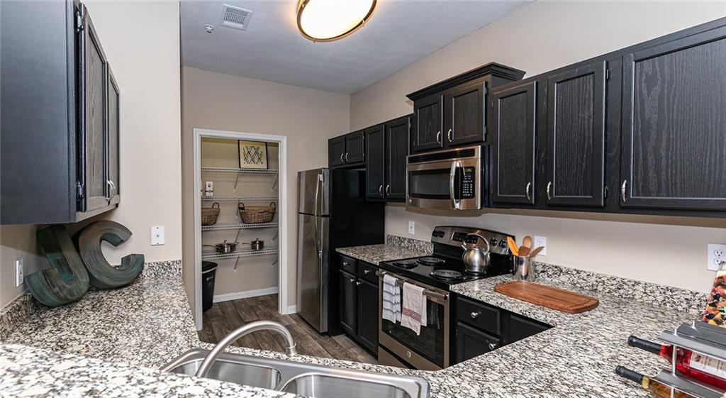 10840 State Bridge Road, Unit 807 Johns Creek, GA 30022 - Photo 3 of 25
