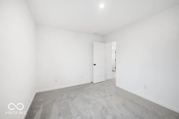 $279,999 | 2019 Oak Leaf Way, Shelbyville, IN 46176