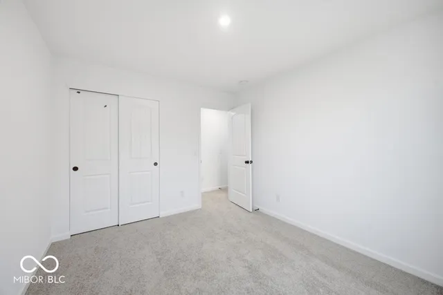 $285,999 | 2019 Oak Leaf Way, Shelbyville, IN 46176