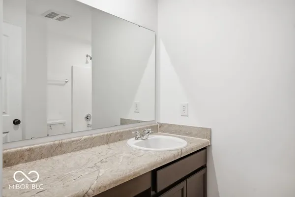 $279,999 | 2019 Oak Leaf Way, Shelbyville, IN 46176