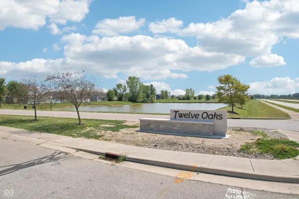 $279,999 | 2019 Oak Leaf Way, Shelbyville, IN 46176