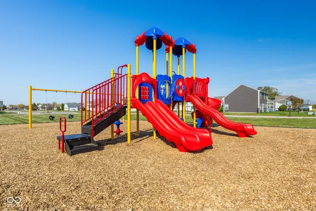 $285,999 | 2019 Oak Leaf Way, Shelbyville, IN 46176