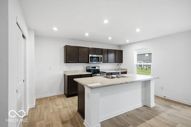 $285,999 | 2019 Oak Leaf Way, Shelbyville, IN 46176