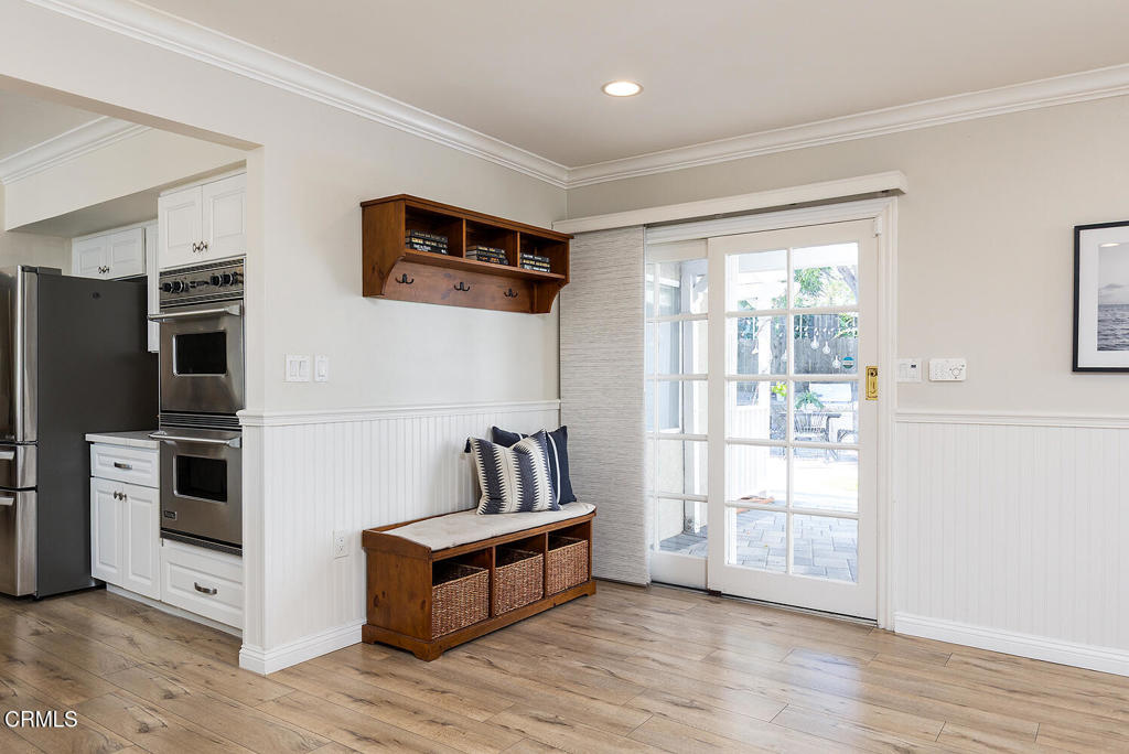 1247 Flanders Road La Canada Flintridge, CA 91011 - Photo 15 of 38 1247 Flanders Rd 019-mls