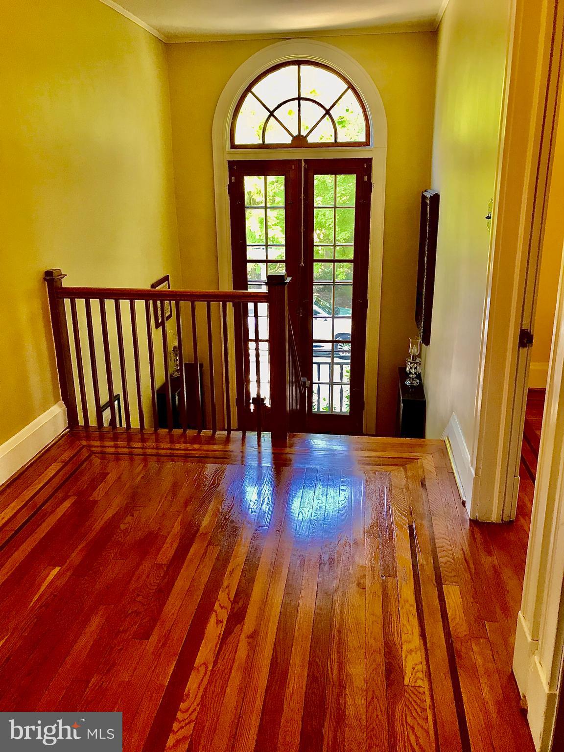 3201 Beverly Road Baltimore, MD 21214 - Photo 10 of 19 Second Floor Landing