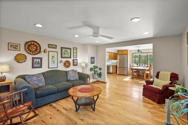 $664,999 | 4432 Old Stage Road, Oregon, WI 53575