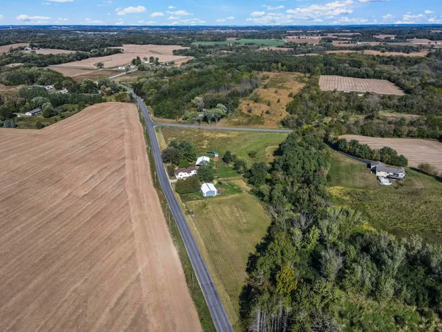 $664,999 | 4432 Old Stage Road, Oregon, WI 53575