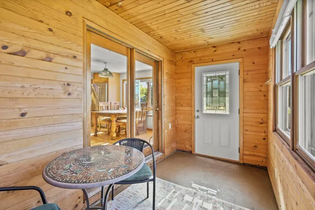 $664,999 | 4432 Old Stage Road, Oregon, WI 53575