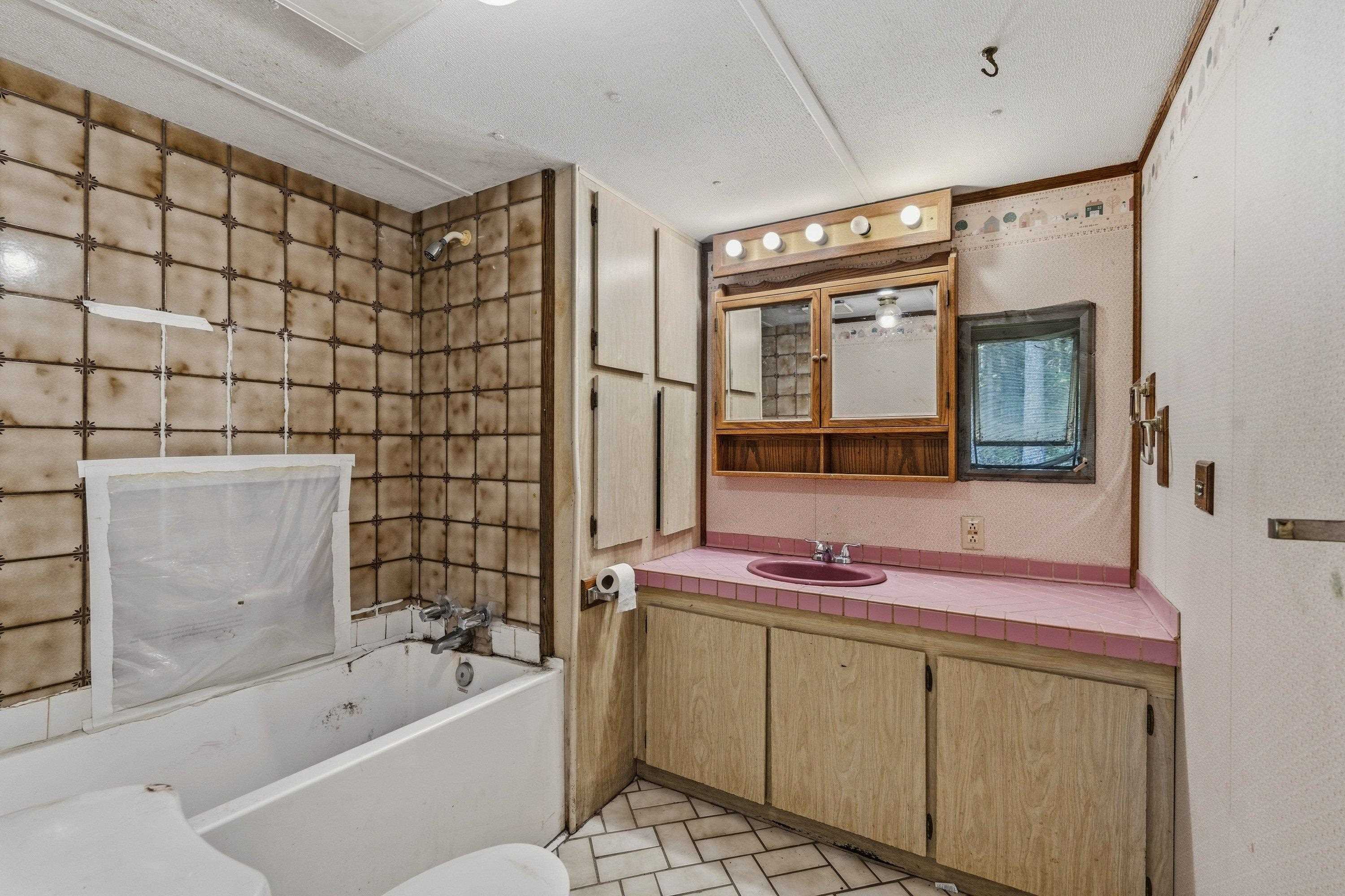 2132 Nicholson Road Elk, WA 99009 - Photo 23 of 48 Gallery Image 23