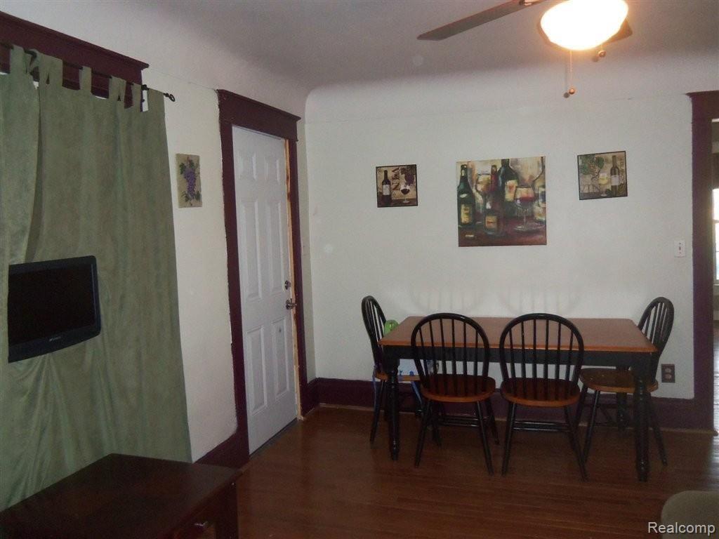 8790 Bowers Road Imlay City, MI 48444 - Photo 3 of 14 Dining.JPG