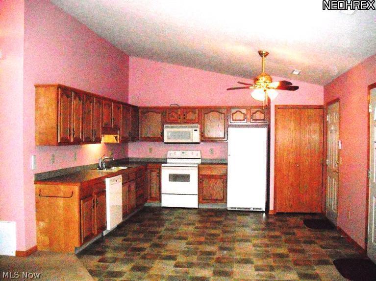 808 Ryan Road, Unit 8 Medina, OH 44256 - Photo 6 of 16 Gallery Image 6